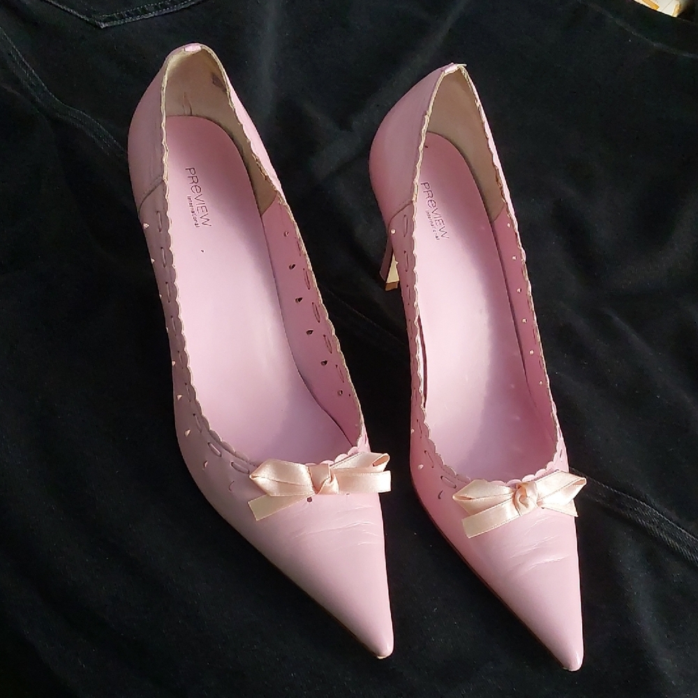 Review Pink Stiletto Heels with Bow Detail